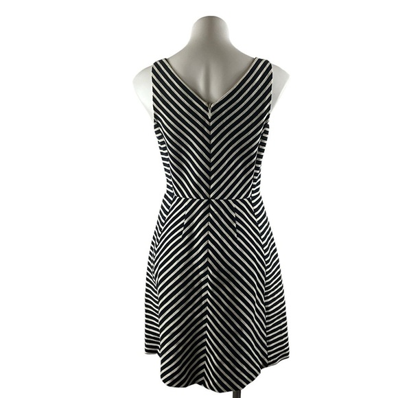 Maeve Anthropologie Mitered Navy and White Fit & Flare Embroidered Dress - Picture 6 of 11